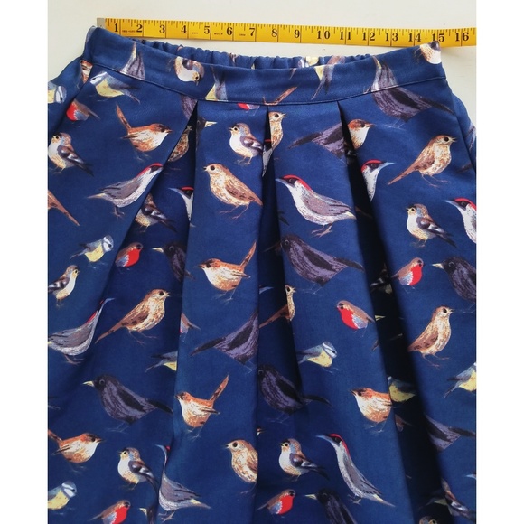 Adorable Bird Skirt - Picture 2 of 4